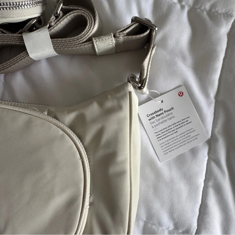 🆕✨ Lululemon Crossbody Bag with Nano Pouch - Bone